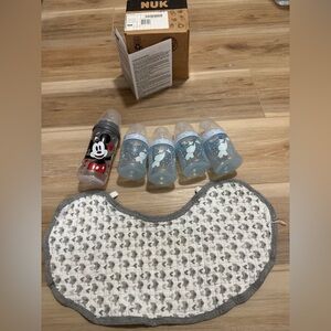 Bottle and bib/burp cloth lot